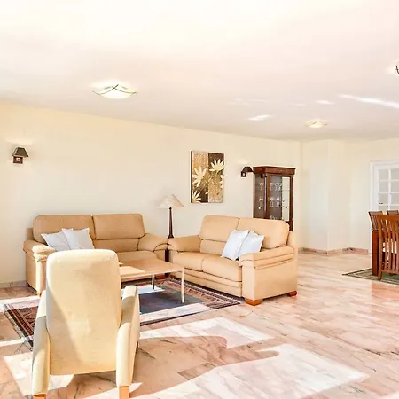 Amalia Apartment